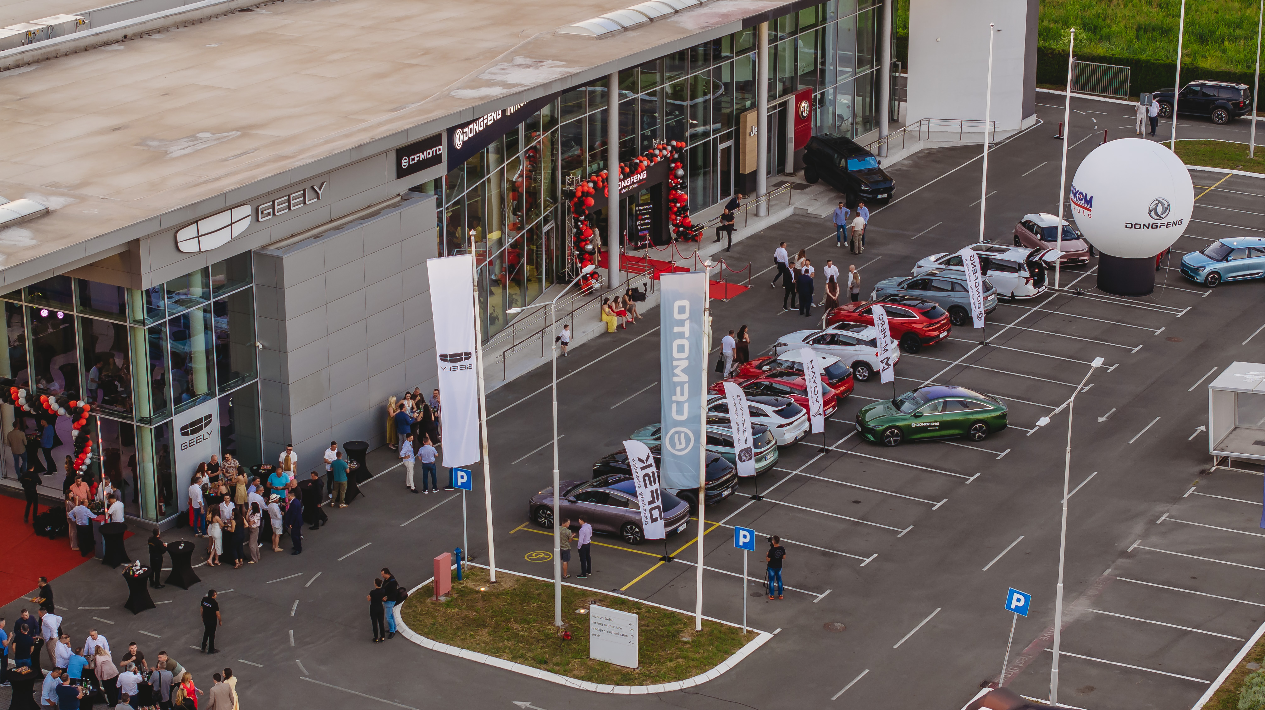 DONGFENG продължава експанзията си в Сърбия с нов шоурум в Крагуевац